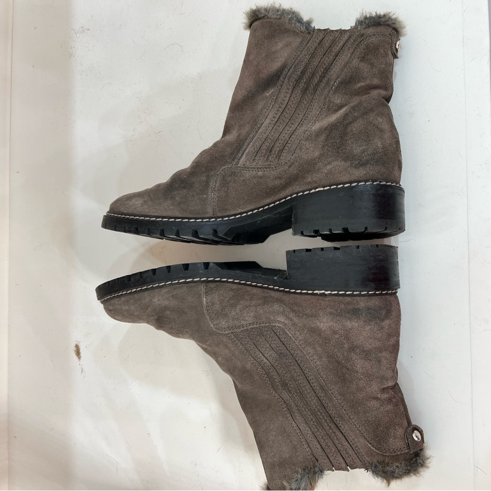 Stuart Weitzman fur lined ankle boots size 37